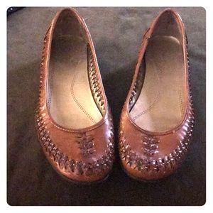 Cogniac brown flats